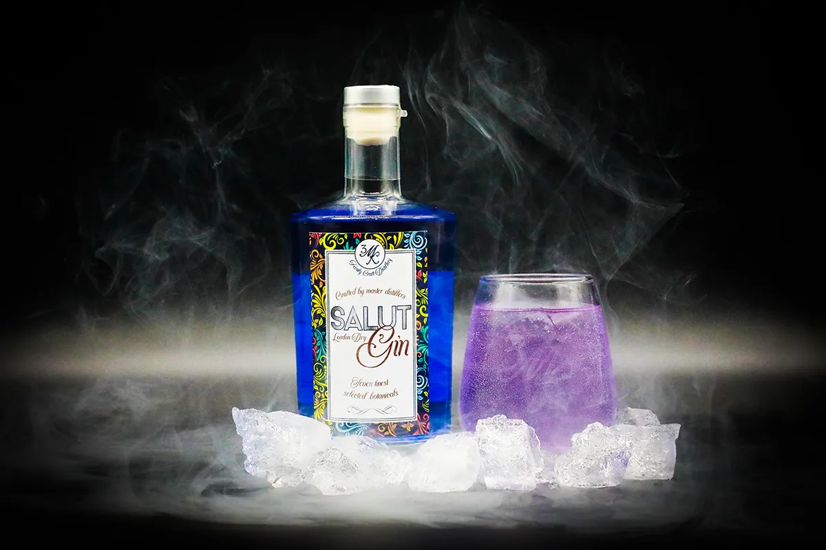 frukta des Salut Gin Mystic Blue Elixir